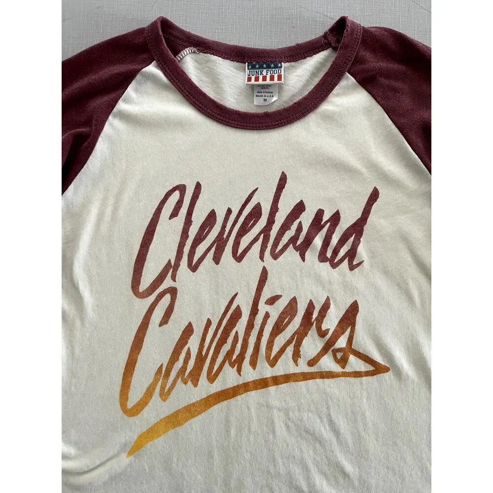 Junk Food Sz M Cleveland Cavaliers Ringer T-Shirt Fan Gear NBA Apparel Sporty - Picture 3 of 9